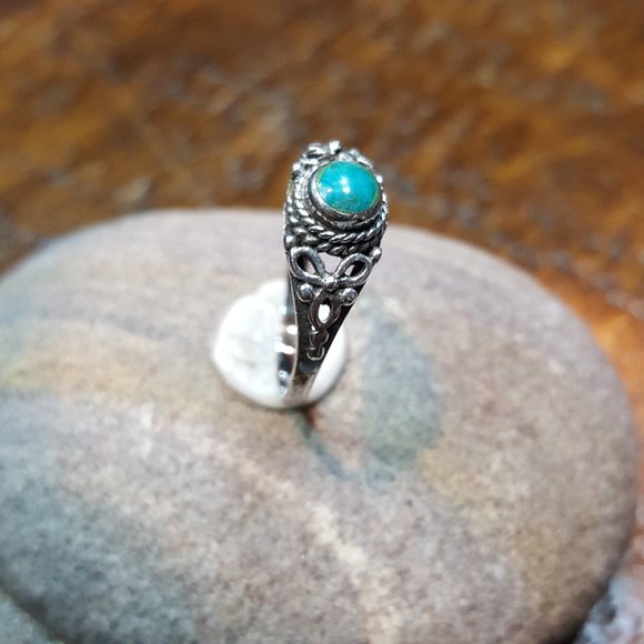 Natural Turquoise sterling ring size 8.5 - Picture 3 of 9